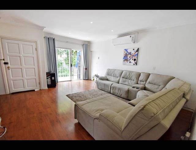 3 BEDROOM PROPERTY TO RENT IN SANDOWN
